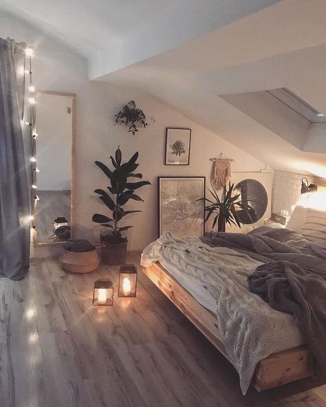 11:11 on Twitter: "Need… " Attic Apartments, Bilik Tidur Minimalis, Nice Bedrooms, Bilik Tidur Kecil, Idea Bilik Tidur, Spare Bedrooms, Reka Bentuk Bilik Tidur, Teenage Room Decor, Reka Bentuk Dalaman