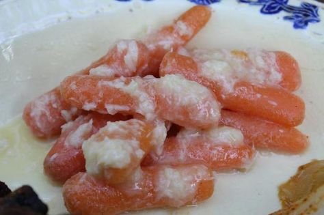 Make and share this Carrots With Horseradish Glaze recipe from Food.com. Glazes Carrots, Horseradish Carrots, Christmas Carrots, Carrots Recipes, Horseradish Recipes, Creamy Horseradish Sauce, Recipes With Ingredients, Southern Living Magazine, Carrots Recipe