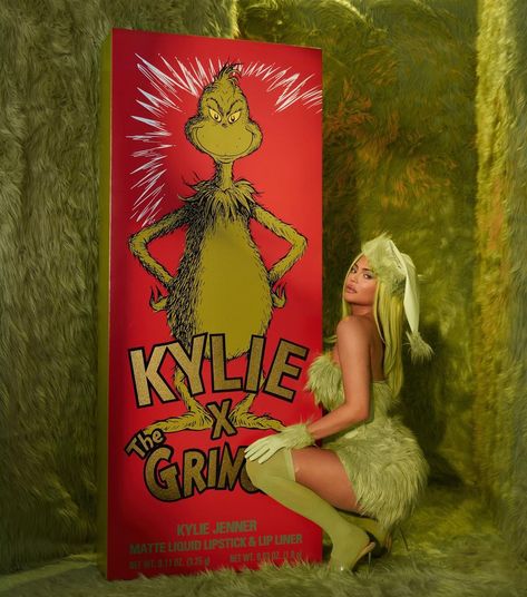 Kylie Cosmetics x The Grinch Collection #kyliecosmetics #kyliejennerstyle #kyliejennernail. #kylieskin #kylieoutfits #kylie #kardashianstyle #kardashian #kardashiankids #makeupcollection Green Thigh High Boots, Instagram Kylie Jenner, Anuel Aa Wallpaper, Kylie Lipstick, Jenner Girls, Jenner Photos, Estilo Kylie Jenner, Kylie Jenner Instagram, Kyle Jenner