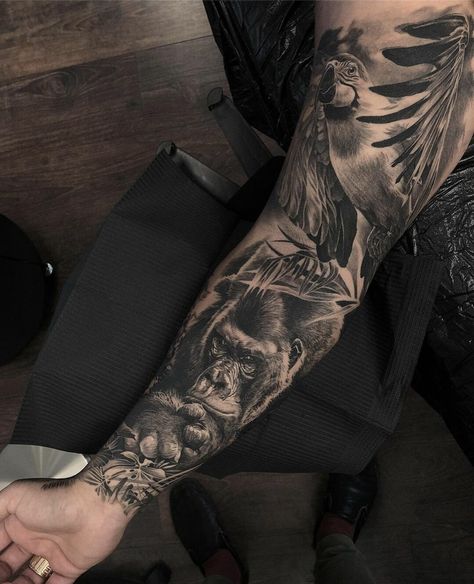 @rubentattooer - Ruben Jordan Langsted #tattoo #menstatoos #womenstattoos #forearmtattoos #sleevetattoo #blackandgraytattoo #tattoos Wolf Tattoo Sleeve, Men Tattoos Arm Sleeve, Full Arm Tattoos, Forest Tattoos, Cool Forearm Tattoos, Leg Sleeve Tattoo, Arm Sleeve Tattoos, Sleeves Ideas, Wolf Tattoo