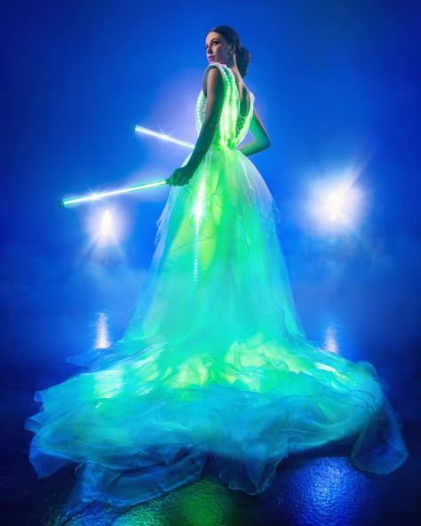 Finalnd's Viivi Altonen reveals national costume for the 69th Miss Universe pageant Light Costume, Northern Light, Messages For Her, National Costume, Science Student, Hard Rock Hotel, Miss Universe, Great Team, Social Science