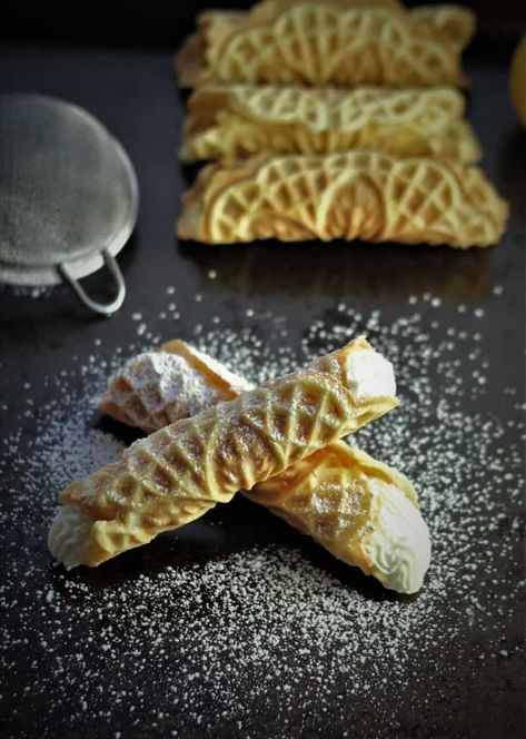 Pizzelle Cannoli, Mangia Bedda, Pizzelle Cookies, Pizzelle Recipe, Cannoli Shells, Cannoli Filling, Ricotta Filling, Cannoli Recipe, Italian Cookie Recipes