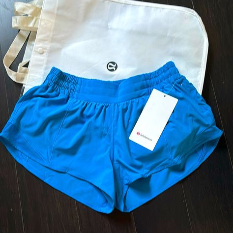 Brand New With Tags Lululemon Hotty Hot Lr Shorts 2.5” Color Poolside Sold Out! Size 8 And 10 Available Guaranteed Authentic Please Note I Do Not Accept/Respond To Low Ball Offers Reasonable Offers Only Please And Tahnk You H725 Running Shorts Aesthetic, Casual Blue Athleisure Bottoms, Blue Shorts For Summer, Preppy Bottoms, Lululemon Stuff, Poolside Lululemon Shorts, Sporty Clothes, Dark Blue Lululemon Shorts, Lululemon Blue Shorts