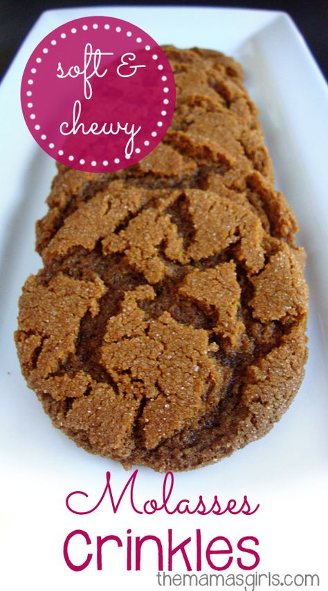 Molasses Crinkles, Chewy Molasses Cookies, Molasses Cookies, Crinkle Cookies, Xmas Cookies, Köstliche Desserts, Soft Cookie, Cookies Recipes Christmas, Molasses