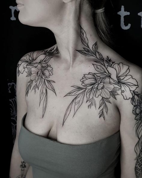 Women’s Floral Chest Tattoo, Womens Back Neck Tattoo, Dark Neck Tattoos Women, Collar Neck Tattoo, Unique Detailed Tattoos, Nature Chest Tattoo Female, Art Deco Chest Tattoo, Vine Chest Tattoo Female, Ladies Chest Tattoo Ideas