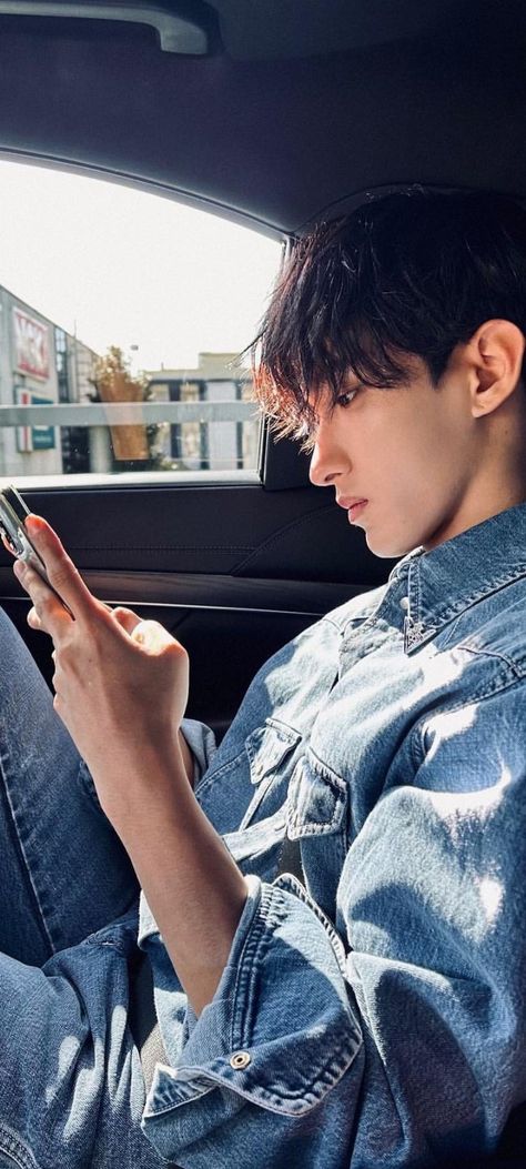 Dk Is Dokyeom, Seventeen Lee Seokmin, Seventeen Instagram, Sea Wallpaper, Bad Boy Aesthetic, Seventeen Debut, Seventeen Album, Seventeen Wallpapers, Pledis Entertainment