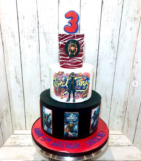 Spiderverse Party, Miles Morales Party, Spidey Cake, Birthday Presents Ideas, Superhero Cakes, Sugarplum Fairy, Spiderman Birthday Party, Superhero Cake, Spiderman Cake