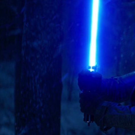 Blue Lightsaber Aesthetic, Lightsaber Aesthetic, Jedi Aesthetic, Blue Lightsaber, Rey Skywalker, Wars Aesthetic, Random Aesthetics, Jedi Order, Blue Photo