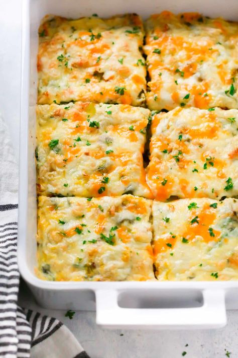 Veggie Breakfast Casserole, Vegetarian Breakfast Casserole, Casseroles Recipes, Meal Train, Healthy Breakfast Casserole, Vegetable Casserole Recipes, Make Ahead Breakfast Casserole, Xmas Recipes, Menu Sarapan Sehat