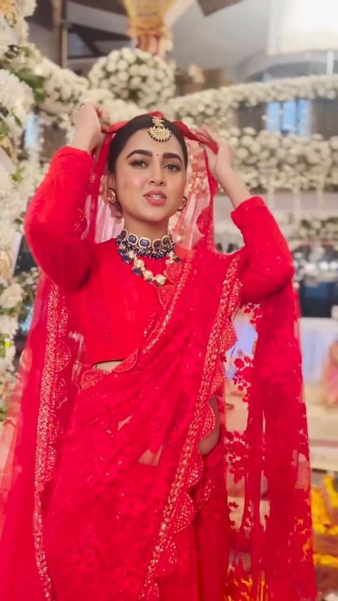 Lehenga Designs Latest, Yrkkh Abhira, Shraddha Arya, Indian Gown, Tejaswi Prakash, Tejasswi Prakash, Sabyasachi Bride, Desi Outfits, Rose Mehndi Designs