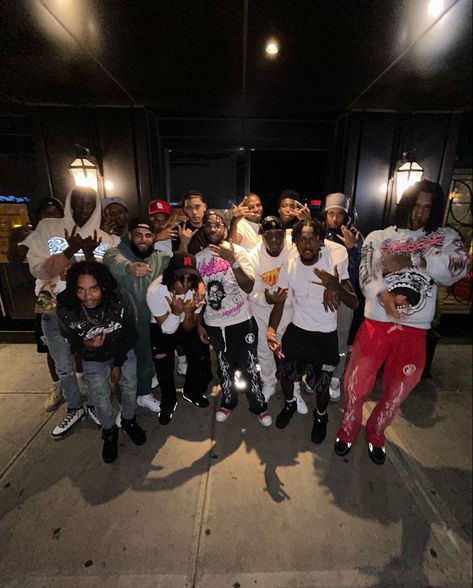 Gang Group Photo, Sha Gz, Nyc Gang, Drill Nyc, Gang Group, Nyc Drill, Drip Clothing, Bronx Rappers, Bronx Nyc