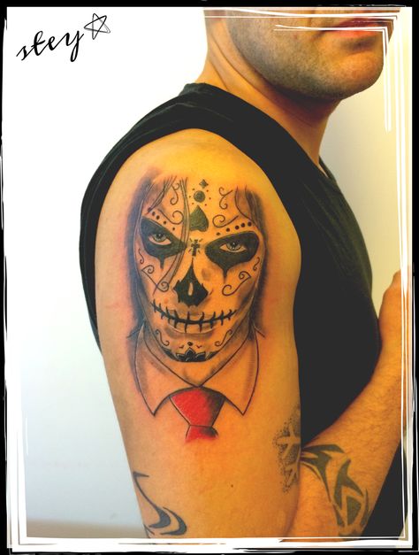 mexican skull tattoo man Mexican Skull Tattoos, Tattoo Man, Mexican Skull, Day Of The Dead Skull, Mexican Skulls, I Tattoo, Skull Tattoo, Tattoos For Guys, Tatting