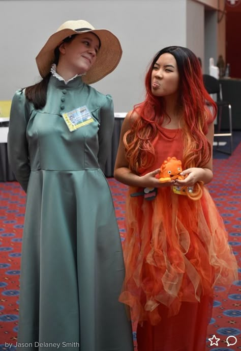 Sophie Hatter and Calcifer Cosplay - Howl’s Moving Castle Calcifer Halloween Costume, Calsipher Howl's Moving Castle, Calcifer Costume, Calcifer Outfit, Howl Halloween Costume, Human Calcifer, Howls Moving Castle Costume, Howls Moving Castle Costume Diy, Sophie Hatter Cosplay