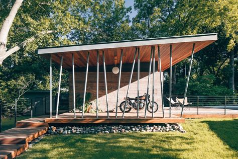 2021 RDAA | Custom Accessory or Outbuilding | Five House | M Gooden Design - Residential Design Carport Shade, Big Home, Midcentury Architecture, Australian House, Midcentury House, Modern Outdoor Spaces, Mid Century Home, Genius Loci, Century Home