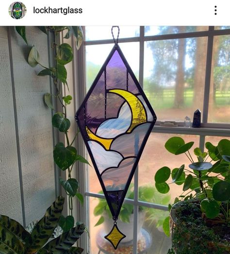 Stained Glass Art Design, Suncatcher Aesthetic, Fantasy Stained Glass Art, Stained Glass Patterns Halloween, Stained Glass Art Patterns Free Printable, Stained Glass Witchy, Stained Glass Anime, Halloween Stained Glass Art, Purple Stained Glass