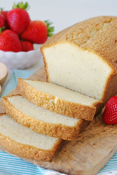 The best Pound Cake recipe! Rich and flavorful with a light and buttery texture that simply melts in your mouth! This Pound Cake is delicious on its own, and is also a perfect base for an almost endless array of toppings! Use it trifles, for strawberry shortcake or simply top with fresh whipped cream and fruit! An easy cake recipe that everyone will enjoy! // Glorious Treats Loaf Tin Recipes, Perfect Pound Cake Recipe, The Best Pound Cake, Best Pound Cake, Best Pound Cake Recipe, Easy Pound Cake, Cheesecake Trifle, Strawberry Shortcake Recipes, Pound Cake Recipe