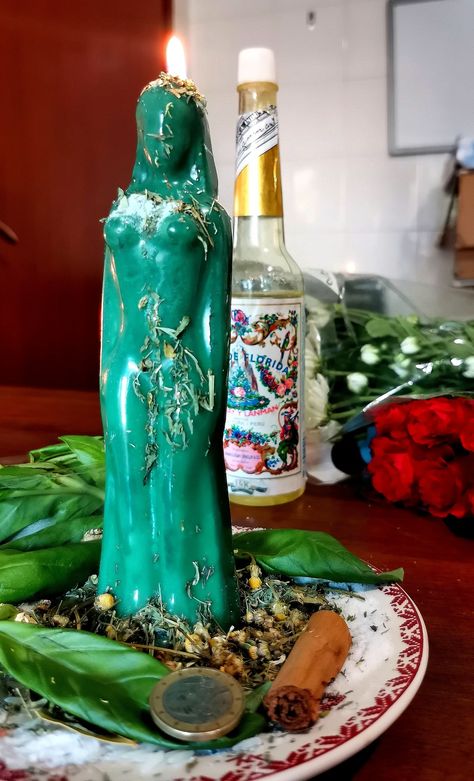 Hoodoo Aesthetic Wallpaper, Afro Spirituality, Prosperity Altar, Hoodoo Aesthetic, Hoodoo Altar, Italian Witch, Money Altar, Hoodoo Witch, Oya Goddess