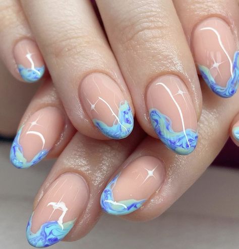 Summer Nails Ocean Vibe, Nails For Bali Trip, Sea Nail Designs, Classy Gel Nails, Ocean Nail Art, Water Nail Art, Maine Trip, Sea Nails, Nyc Nails