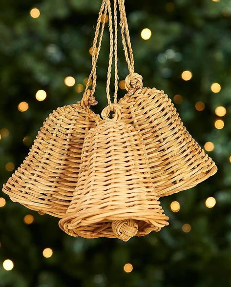 Holiday Finds not to miss! ❤️ Comment Holiday Finds for links! 🔗 Preppy Christmas Tree, Wicker Christmas Tree, Holiday Greenery, Christmas Inspo, Bell Ornaments, Christmas Collection, Blue Christmas, Southern Living, Christmas Bells