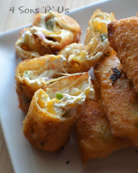 Mini Jalapeno Popper Egg Rolls 3 Jalapeno Egg Rolls, Jalapeno Popper Egg Rolls, Egg Rolls Recipe, Wonton Recipes, Game Day Party, Egg Roll Recipes, Jalapeno Popper, Wonton Wrappers, Baked Pork Chops