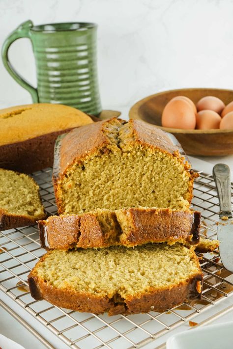 Coffee Pound Cake 2 Coffee Pound Cake Recipes, Loaf Pound Cake Recipes, Coffee Pound Cake, Coffee Loaf, Cooking Therapy, Vanilla Pound Cake, Camping Menu, Tea Bread, Pound Cakes