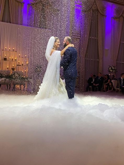 Cloud Wedding, Chanel Wedding, Snow Wedding, Winter Inspired, Pinterest Party, Event Table, Lighting Concepts, Wedding Dance, Nj Weddings