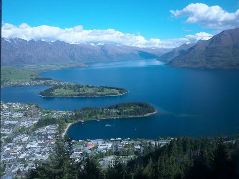 Lake Wakatipu (Queenstown) - 2020 All You Need to Know BEFORE You Go (with Photos) - Tripadvisor Lake Wakatipu, Queenstown New Zealand, Milford Sound, Helicopter Tour, South Island, Queenstown, Beautiful Lakes, Round Trip, Most Beautiful Places