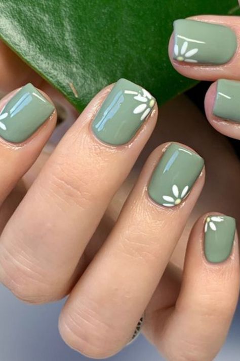 Spring Nails Short Nails, Fall Florida Nails, Super Short Spring Nails, Late Spring Nails, No Design Nails, Light Green Summer Nails, Light Green Short Nails, Green Summer Nails Designs, Short Nail Designs Green