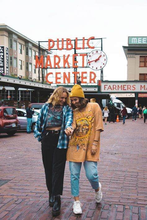 24 Hours in Seattle — 27 Travels Seattle Outfits October, Seattle Weekend Trip Outfits, Seattle Washington Outfits, Seattle Outfits Summer, Seattle Aesthetic Outfit, Gloom Aesthetic, Seattle Outfits, Grunge Seattle, Seattle Aesthetic