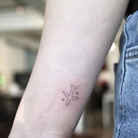 Beautiful Tattoo Designs, Airplane Tattoos, The Best Tattoos, Best Tattoos, Beautiful Tattoo, Tattoo Designs And Meanings, Arm Tattoos, Aesthetic Tattoo, Best Tattoo Designs