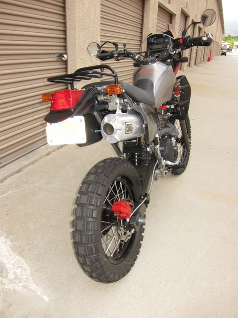 Klr 650 Custom, Klr 650 Mods, Klr 650 Adventure, Two Door Jeep Wrangler, Adventure Places, Adventure Bike Motorcycles, Custom Dirt Bike, Bike Motorcycles, Bike Swag