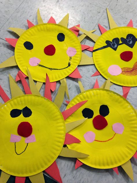 Easy sun craft!  Great for End of Year! Summer Preschool Crafts, Room Parent, Sun Crafts, Weather Crafts, Summer Preschool, Job Ideas, Pre Kindergarten, Daycare Crafts, Paper Plate Crafts