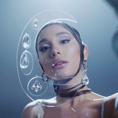 Ariana Grande Updates on X: "What's a genre you would love Ariana to experiment with? https://t.co/BhJB0bp0UX" / X Ariana Grande Rem Beauty Photoshoot, Rem Beauty Photoshoot, Ariana Grande Rem Beauty, Ariana Grande Today, Rem Beauty, Frankie Grande, R E M Beauty, Ariana Grande Outfits, Beauty Makeup Tutorial