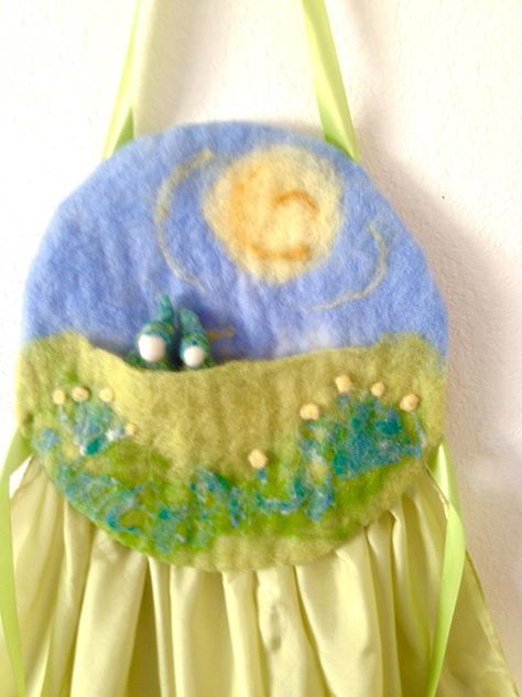 Spring Story Apron made by Suzanne Down‎. Pinned with her permission from Waldorf Story and Puppetry Shop. Wet felted top with pocket for puppet magic, 45" silk skirt which becomes your stage when sitting for your lap story. $95 plus post (light) and comes with a spring story to get you started! Story Apron, Waldorf Stories, Story Puppets, Wool Project, Puppet Stage, Creative Dance, Felt Story, Teacher Apron, Juniper Tree