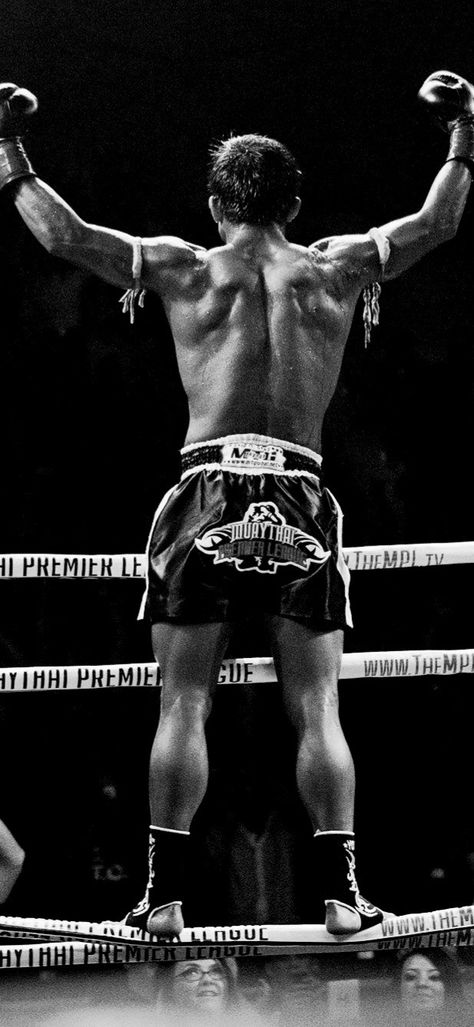 Buakaw Muay Thai Wallpaper, Muay Thai Wallpaper, Muay Thai Art, Fighter Aesthetic, Thai Wallpaper, Self Defense Martial Arts, Thai Art, Martial Art, Poster Ideas