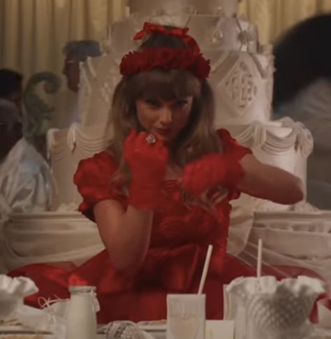 Taylor Swift Music Videos Outfits, Me Taylor Swift, Taylor Swift Costume, Taylor Swift Music Videos, Taylor Outfits, Taylor Swift Birthday, Taylor Swift Tour Outfits, Swift Tour, Taylor Swift Music