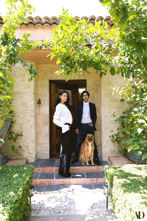 Tour Kunal Nayyar and Neha Kapur's House in Los Angeles | Architectural Digest Celebrity Homes Interior, Celebrity Houses Interior, Kunal Nayyar, Modern Spanish Style, Spanish Style Home, Casas Coloniales, Hacienda Style, Spanish Style Homes, Celebrity Homes