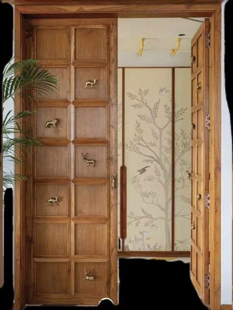 Indian Home Main Door Design, Indian Bedroom Door Design, Main Door Decoration Ideas Indian, Main Door Designs Indian, Pooja Door Design Modern, Traditional Pooja Room Design, Indian Door Design, Main Door Design Entrance Modern, Traditional Door Design