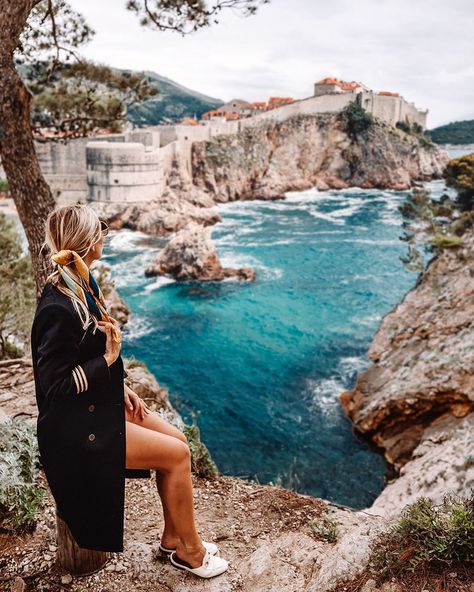 Top tips on where to find the most instagrammable spots in Dubrovnik, a perfect one day itinerary including all the top things to do. Croatia Travel Guide, Croatia Beach, Visit Croatia, Vegas Hotel, Croatia Travel, Dubrovnik Croatia, Adriatic Sea, Beautiful View, Filming Locations