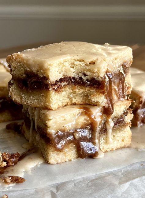 Brown Sugar Cinnamon Pop Tart Bars, Brown Sugar Pop Tart Bars, Sourdough Discard Pop Tarts, Sourdough Pop Tarts, Sourdough Holiday Recipes, Dessert Sourdough, Sourdough Recipes Desserts, Sourdough Sweet Bread, Sourdough Discard Recipes Dessert