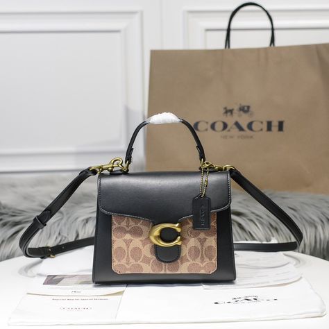 Coach Sling Bags Women, Coach 2023, Coach Sling Bag, Coach Sling, Luxury Stuff, Sling Bags Women, Bag Inspiration, Luxury Bags Collection, Girly Bags