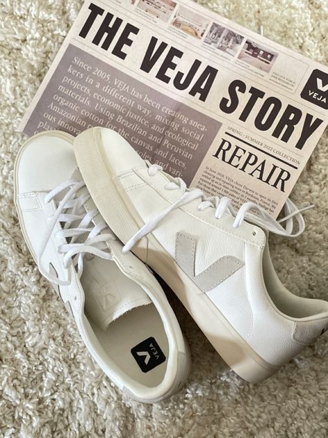 Mens Old Money Shoes, Old Money Shoes Men, Old Money Sneakers, Old Money Shoes, Veja Shoes, Cars Luxury, Old Money Aesthetic, Sports Cars Luxury, White Shoes