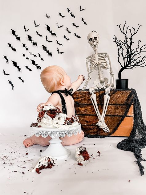 Halloween One Year Birthday Photoshoot, Spooky One Smash Cake Photoshoot, First Birthday Halloween Photo Shoot, 1st Birthday Halloween Photoshoot, Spooky One Photoshoot, Halloween Cake Smash 1st Birthdays, Goth First Birthday, Spooky One Cake Smash, Spooky Baby Photoshoot