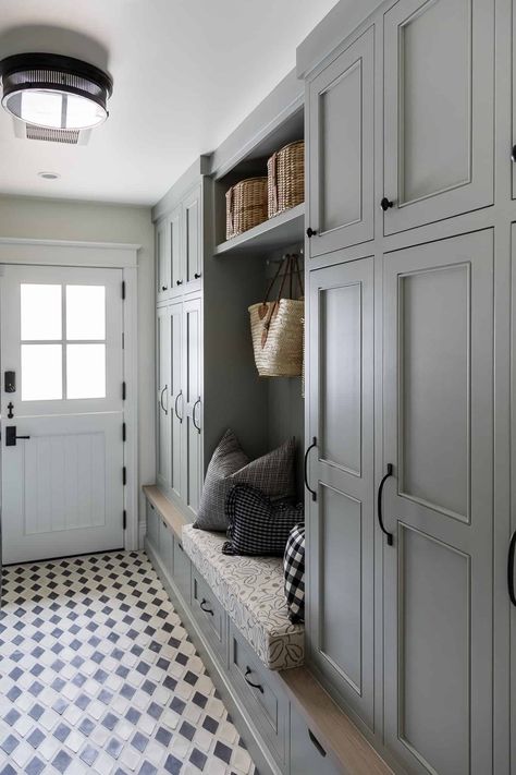 Home Reveal: Nellie Gail P.3 - Mindy Gayer Design Co. Mindy Gayer Design, Functional Mudroom, Mudroom Cabinets, Mudroom Laundry Room, Mudroom Design, Boot Room, Laundry Mud Room, Laundry Room Design, Mud Room