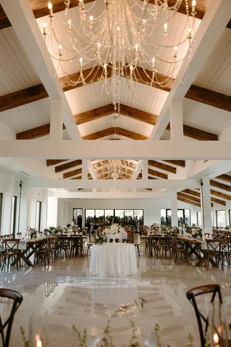 The Videre Estate | Reception Venues - The Knot Timeless Western Wedding, Dream Wedding Reception Indoor, Wedding Venue Interior, Barn Event Space, Fake Beam, Love In Full Bloom, Ballroom Design, Event Venue Design, Event Space Design