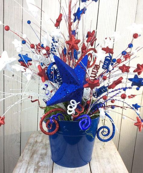 18 Memorial Day Patriotic Pool Party Ideas | my life homemade Patriotic Centerpieces, Fourth Of July Decorations, 4th July Crafts, July Wreath, Fourth Of July Decor, Patriotic Crafts, Patriotic Party, 4th Of July Decorations, Patriotic Holidays