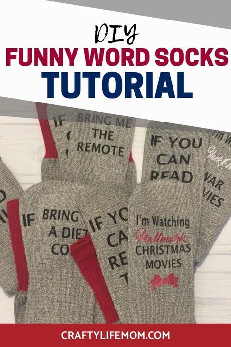 DIY Socks With Words Diy Vinyl Projects, Diy Gifts To Sell, Entrepreneur Ideas, Diy Socks, Crafty Mama, Do It Yourself Crafts, Diy Funny, Diy Vinyl, Creative Craft