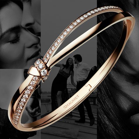 Gold Bracelet Simple, Sentimental Jewellery, Gold Bangles For Women, Diamond Bracelet Design, Diamond Pendants Designs, Gold Bangle Set, Modern Gold Jewelry, Jewellery Design Sketches, Jewelry Set Design