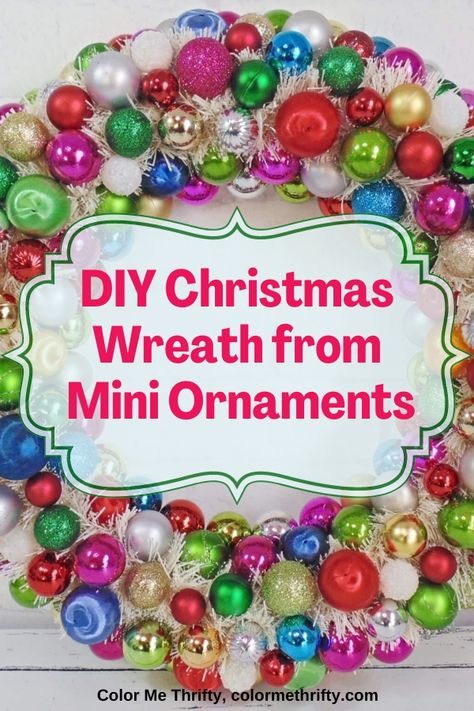 Diy Mini Ornaments, Diy Christmas Decorations For Home, Christmas Tinsel, Tinsel Garland, Christmas Projects Diy, Mini Ornaments, Mini Christmas, Round Ornaments, Ornaments Christmas