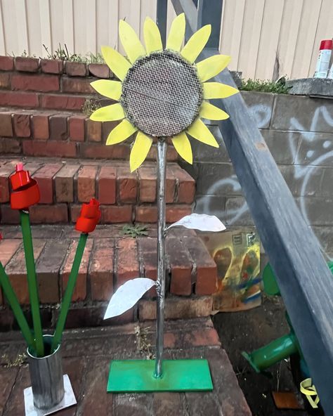 Baby you’re a Sunflower! Spice up a garden or decorate your porch with a one of a kind handmade steel sunflower. Epoxy enamel metal paint accents with a polished steel stem and leaves. Yard art is a great way to show your personality and customize your personal oasis. One of a kind handmade American Artwork by @HiffernanStudios #metalart #welding #sculptures #handmadeart #oneofakind #yardart #gardenart Welding Sculptures, Types Of Metal Art, Paint Accents, Metal Yard Art, Home Decor Color, Garden Statues, Metal Sculpture, Yard Art, Spice Up